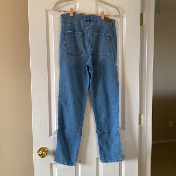 American Eagle Mom Jeans - Picture 2 of 6